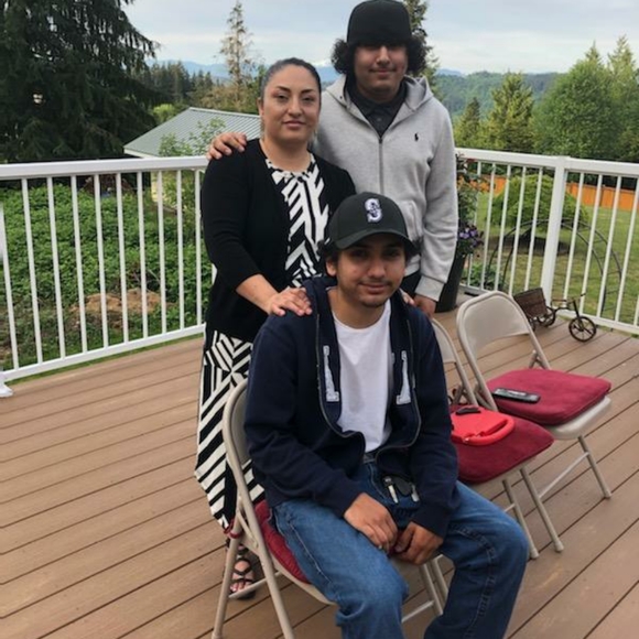 Meet your Posher, Alejandra - Picture 4 of 4